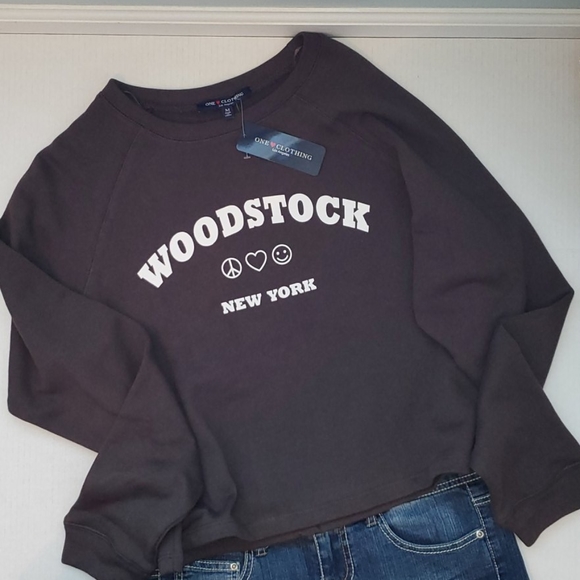 One Love Clothing NWT Cropped Woodstock Sweatshirt - Picture 2 of 5